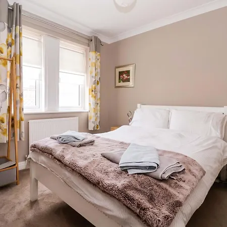 8 Williamson Drive *